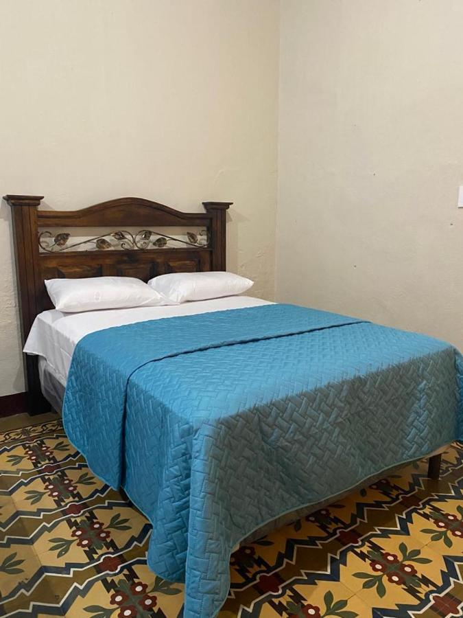Hotel Malybu グアテマラシティ エクステリア 写真