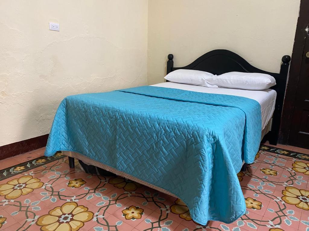 Hotel Malybu グアテマラシティ エクステリア 写真